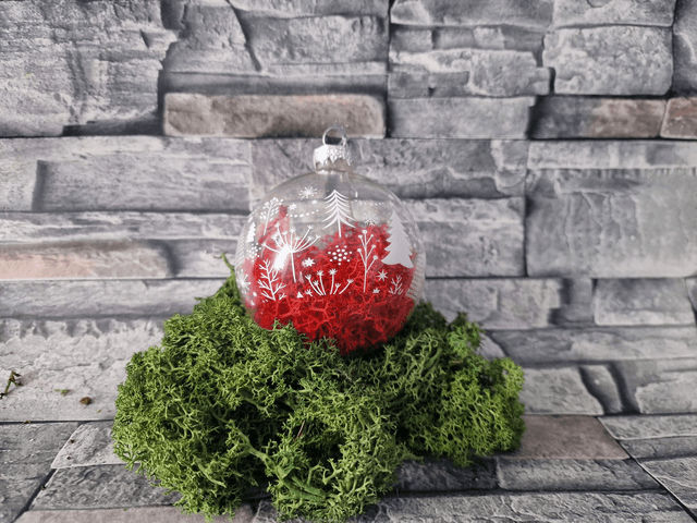 Christmas Ball - Red Moss